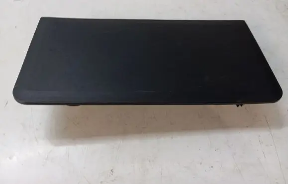 Mercedes-Benz GLE (W166 - C292) Dashboard glove box trim A1665404416