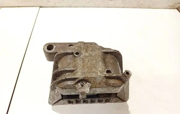 Volkswagen Caddy Engine mount bracket 1k0199262ba