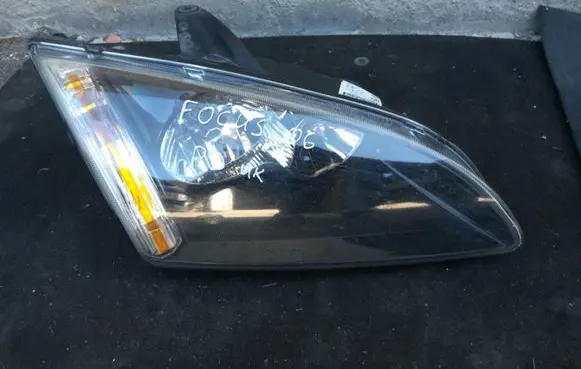 Ford Focus Headlight/headlamp 4M5113W029KE