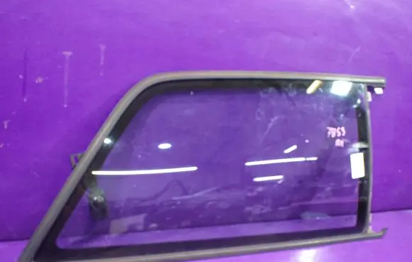Audi A3 S3 8L Rear side window