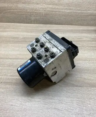 Volkswagen PASSAT B6 ABS Pump 3C0614095P