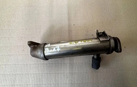 Ford Mondeo Mk III EGR valve cooler 2S7Q9F464AA