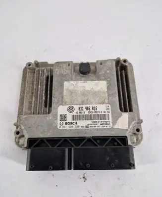 Volkswagen Golf VI Engine control unit/module 03c906016