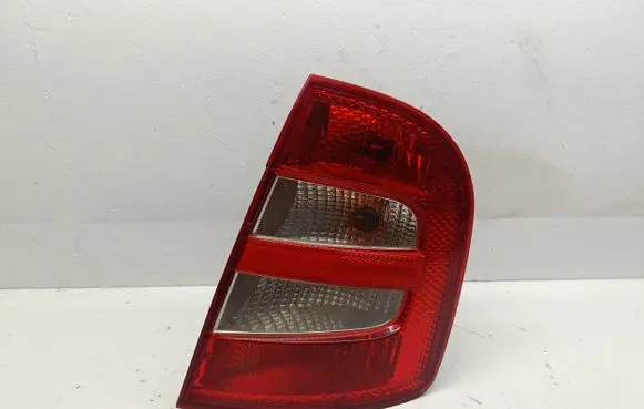 Skoda Fabia Mk1 (6Y) Rear/tail lights 6y6945096b