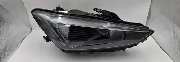 Cupra Formentor Headlight/headlamp 5FG941008J
