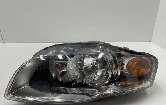 Audi A4 S4 B7 8E 8H Headlight/headlamp 8E0941003AK 1219601