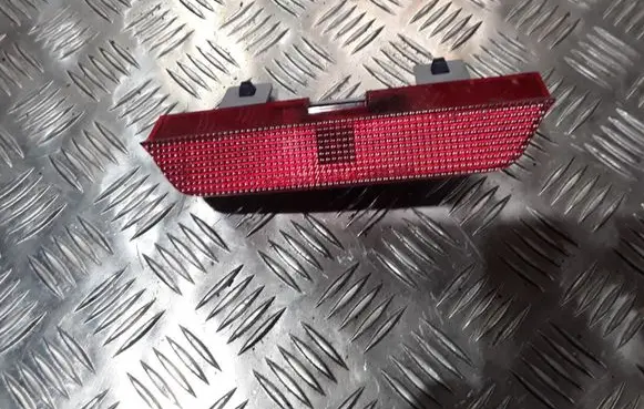 Toyota RAV 4 (XA20) Third/center stoplight