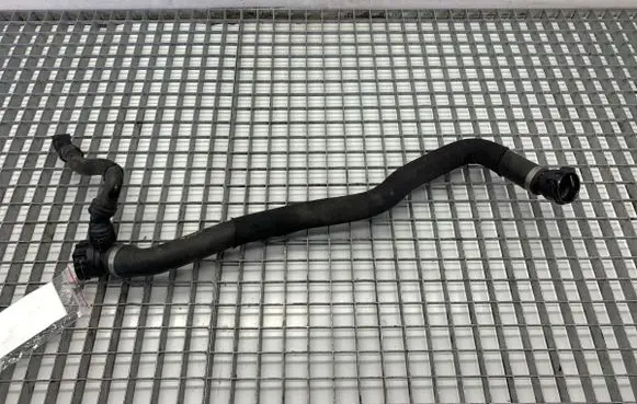 BMW 5 G30 G31 G38 Engine coolant pipe/hose 8598386
