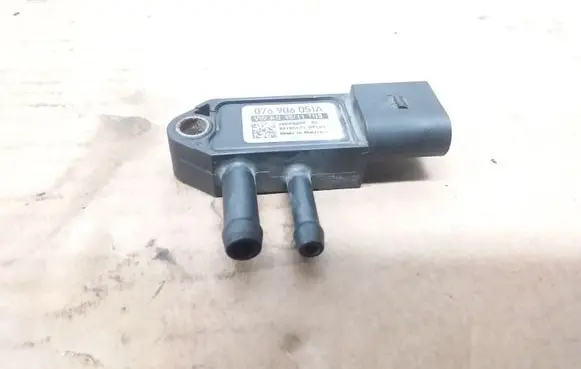 Volkswagen Caddy Exhaust gas pressure sensor 076906051A