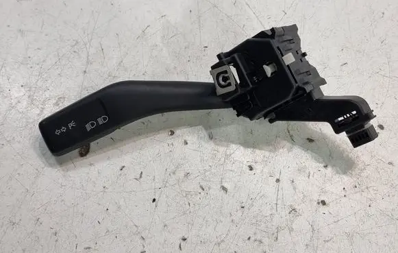 Volkswagen Golf V Indicator stalk 1K0953513