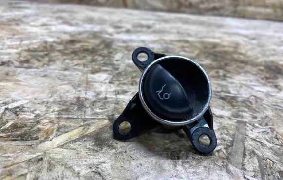 Mercedes-Benz SL R230 Tailgate opening switch A2308208310