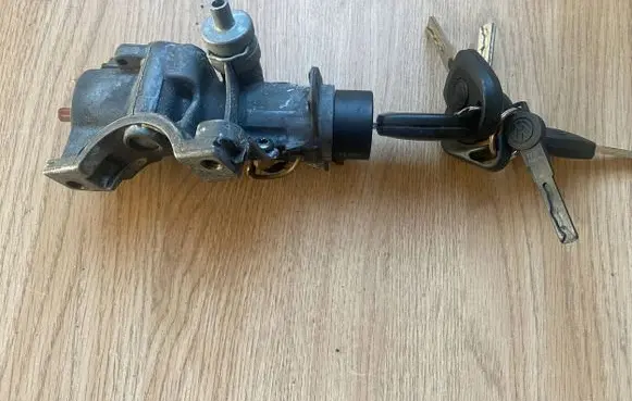 Volkswagen Polo Ignition lock 4B0905851B 5xKey