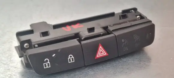 Opel Insignia A Hazard light switch 13324594