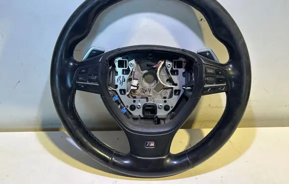 BMW 5 F10 F11 Steering wheel 61942931 C790035010 11B127AA0118V