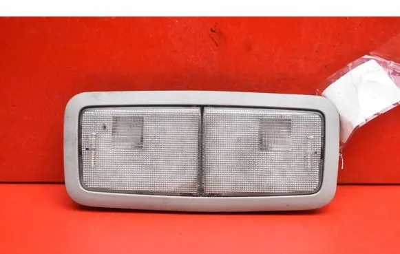 Toyota Avensis Verso Boot/trunk interior light 81250-05030