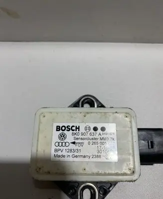 Audi A4 S4 B8 8K ESP acceleration yaw rate sensor 8K0907637A