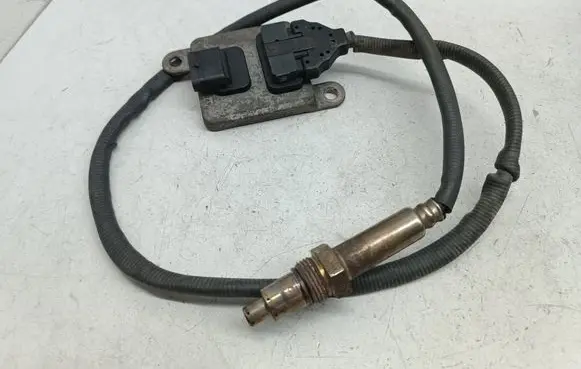 Mercedes-Benz GLC X253 C253 Lambda probe sensor A0009059803 1702181335 0009059803