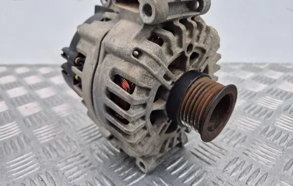 Mercedes-Benz GL X164 Generator/alternator A0141540402 22043B11455P2 235A00