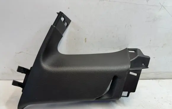 Jeep Grand Cherokee (C) pillar trim 1GP02TRMAC