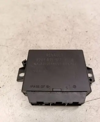 Renault Master III Parking PDC control unit/module 8201015177