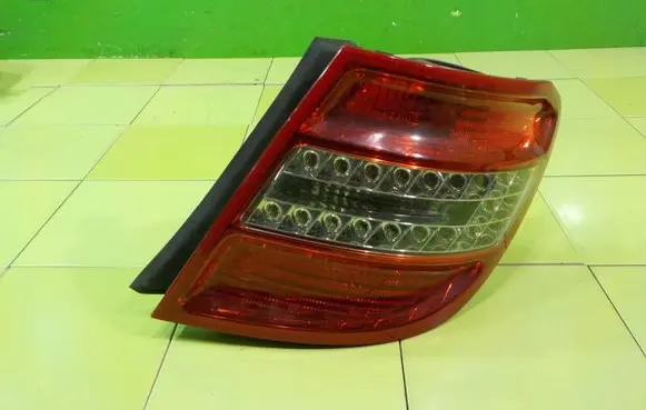 Mercedes-Benz C W204 Rear/tail lights 2048204064 XP214
