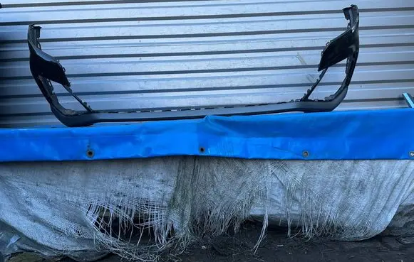Audi Q8 Front bumper 4M8807437D AU536308S