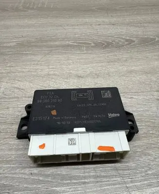 Peugeot 2008 II Parking PDC control unit/module 9836031080 ECU12CL 63821V