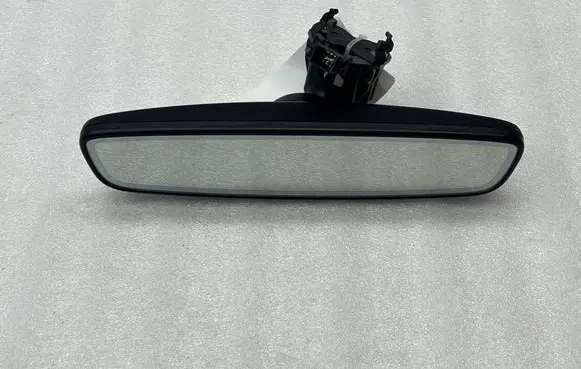 Rear view mirror (interior)