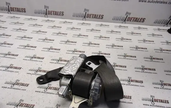 Toyota Prius (XW20) Front seatbelt 7L7240P