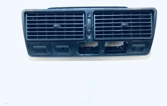Volkswagen Golf IV Dash center air vent grill 1j0819728c 1j0819736c