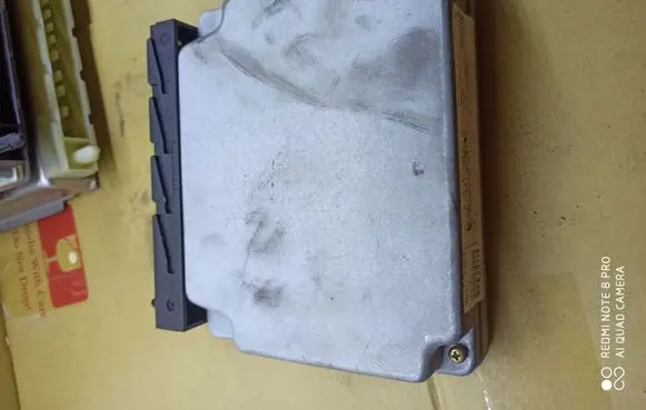 Volvo V70 Engine control unit/module 08627471A
