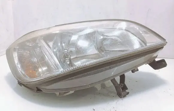 Opel Zafira A Headlight/headlamp 89100055