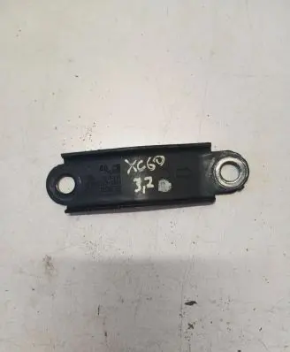Volvo XC60 Engine mount bracket 30748173 6G926P082LB 1009