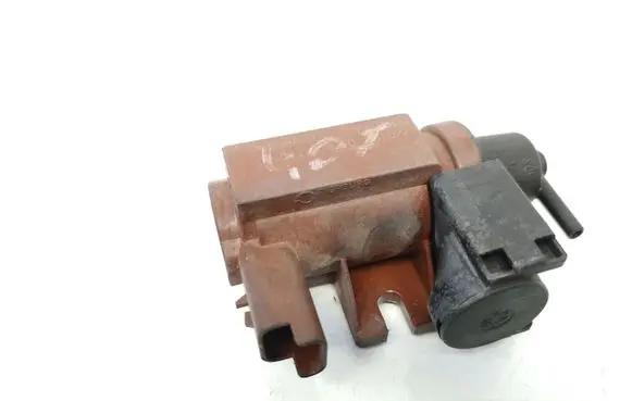 Volkswagen Golf I Turbo solenoid valve 9654282880 70096701