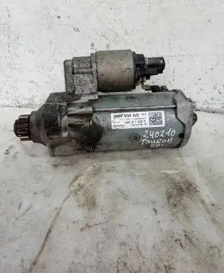 Volkswagen Touran III Starter motor 02e911022c