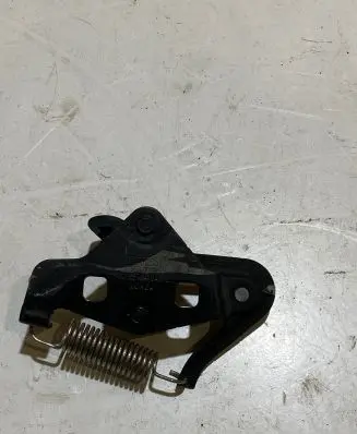 Ford Mustang VI Loading door lock loop/hook striker 54404B12