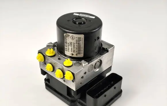 Renault Megane III ABS Pump 476601563R 10021204664 28561056403