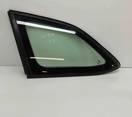 Skoda Octavia Mk4 Rear side window 43R00048 5E7845297