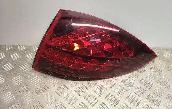 Porsche Cayenne (92A) Rear/tail lights 7P5945096S