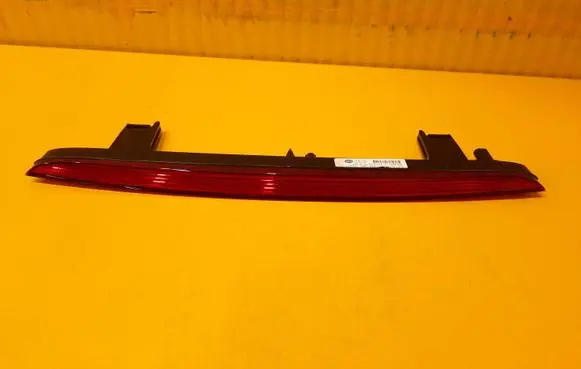 Audi A6 S6 C8 4K Third/center stoplight 4K9945097