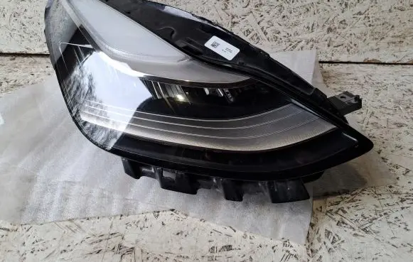 Tesla Model 3 Headlight/headlamp