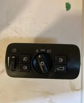 Volvo XC60 Light switch 30739414