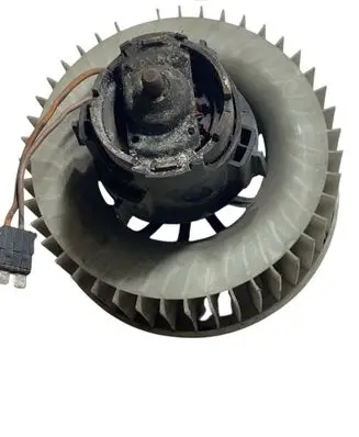 Volkswagen Polo IV 9N3 Heater fan/blower 17360030