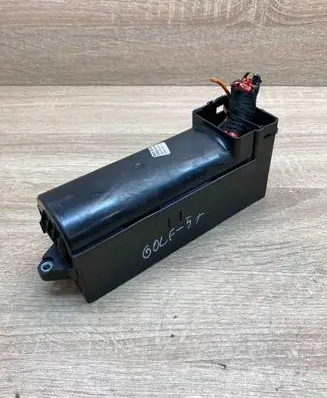 Volkswagen Golf V Fuse module 052650342400 KHMA504 53062AKB