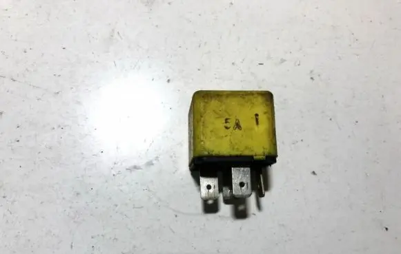 Fiat Bravo - Brava Other relay 82461739
