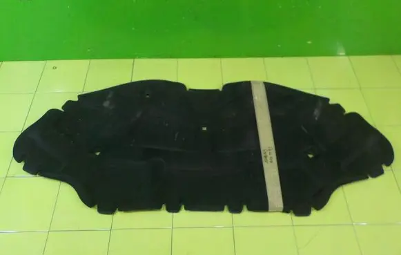Audi TT TTS Mk2 Engine bonnet/hood sound/heat insulation WYGLUSZENIE MASKI17AB143