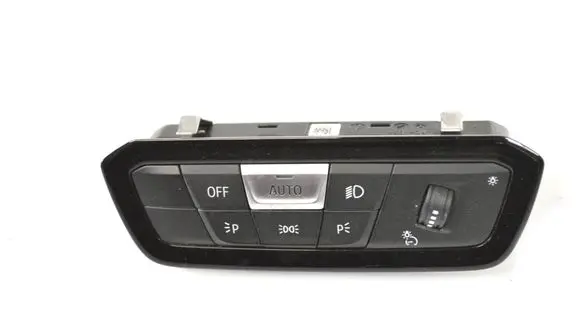 BMW 5 G30 G31 G38 Light switch 9461139