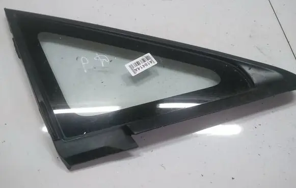 Mazda Premacy Front triangle window/glass AS2