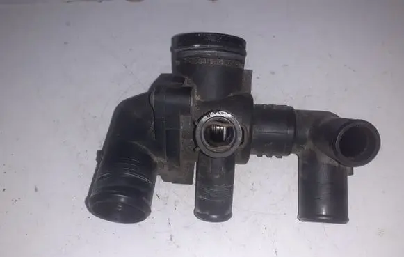 Ford Transit Thermostat housing W584A BK2Q8A586AB