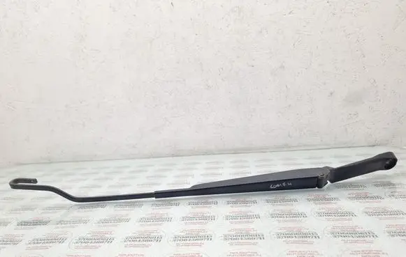 Volkswagen Golf IV Front wiper blade arm 1J1955409A